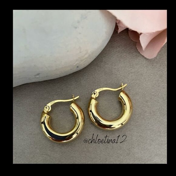 NEW 14k Gold Chunky Small Hoops - Picture 3 of 6